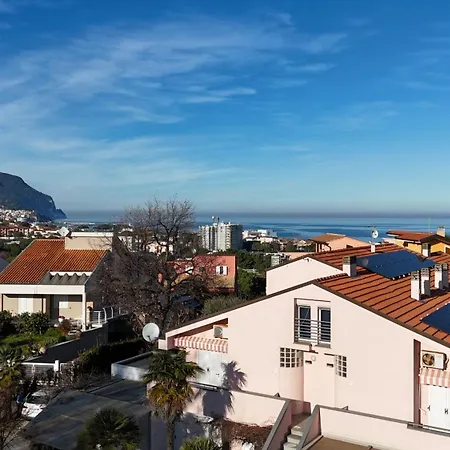 Palme 13 - Marcelli, Bilocale Con Terrazzino, Le Palme Apartamento