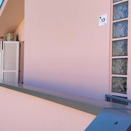 Palme 13 - Marcelli, Bilocale Con Terrazzino, Le Palme